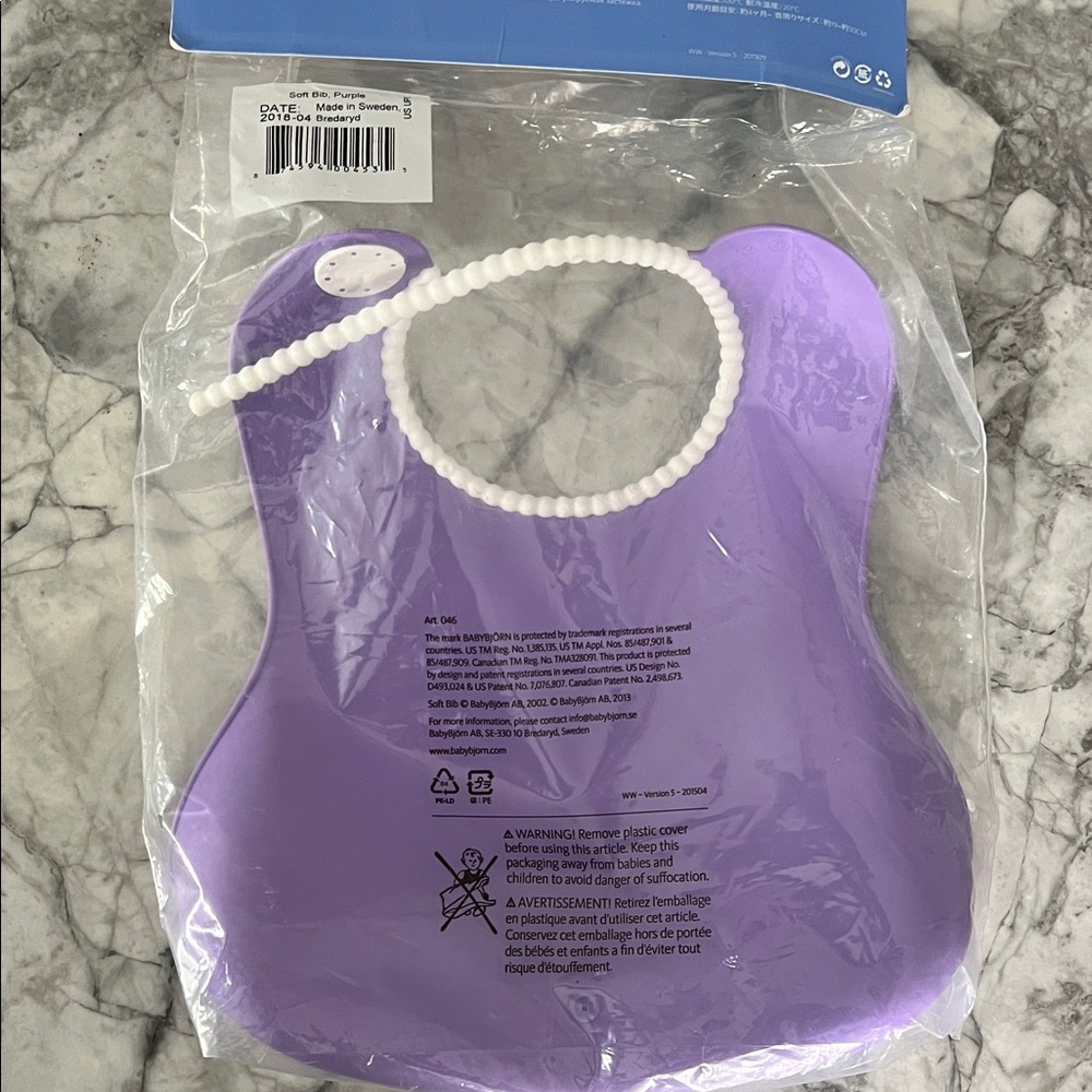 BabyBjörn Purple Soft Bib for Kids - Picture 3 of 4
